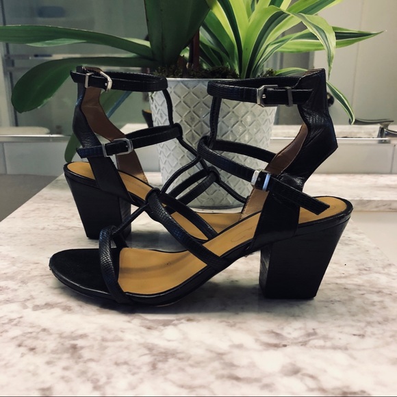 Report Signature ‘Adelina’ Gladiator Sandal - Picture 3 of 8